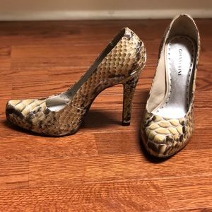 Gianni Bini Snake Skin Print Heels
